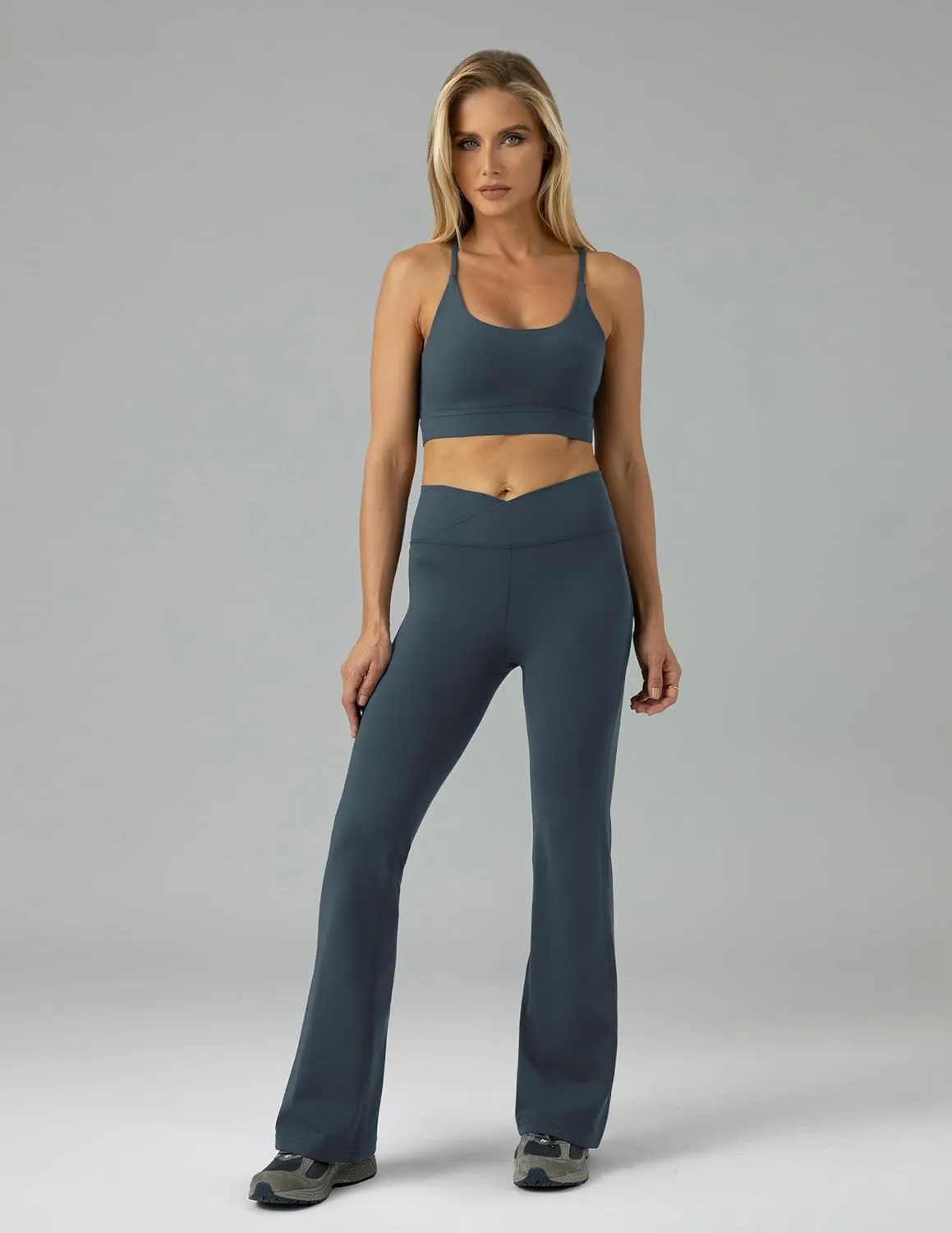 Colorfulkoala Women's Dreamlux Crossover Flare Leggings High Waisted Tummy Control Wide Leg Yoga Pants 29.5" / 31.5" Inseam
