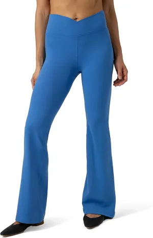 Colorfulkoala Women's Dreamlux Crossover Flare Leggings High Waisted Tummy Control Wide Leg Yoga Pants 29.5" / 31.5" Inseam